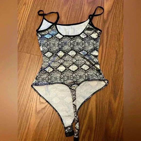 Free People Intimately Tank Top Bodysuit Snake Print Combo Silver Black M - Picture 3 of 4